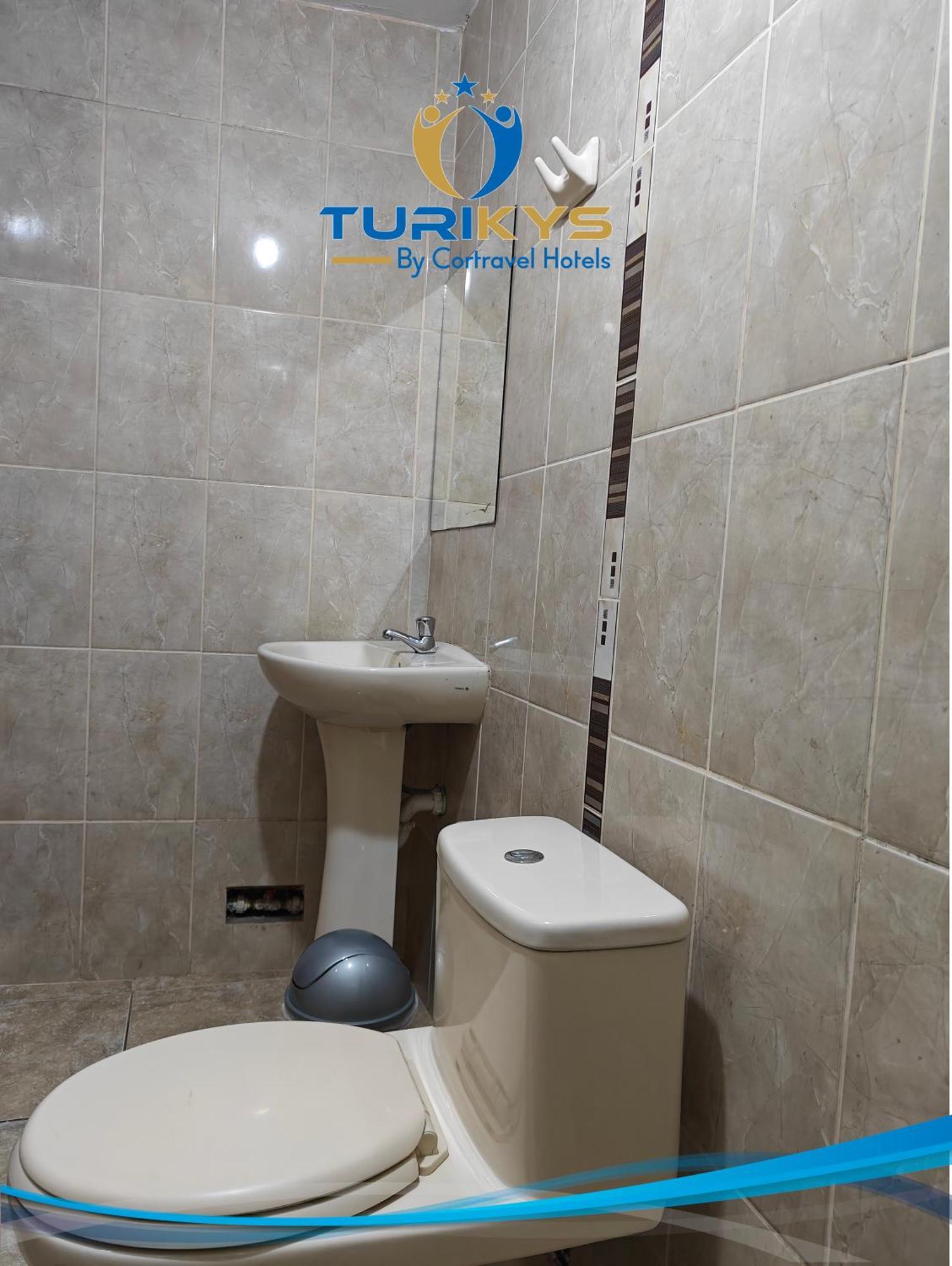 Hotel Turikys Churin Pokoj fotografie